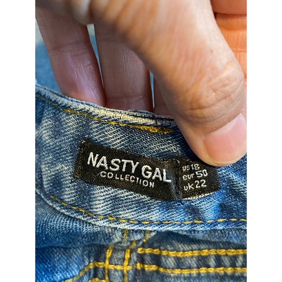 NWT Nasty Gal Two Sides To Every Story Jeans - Picture 4 of 11